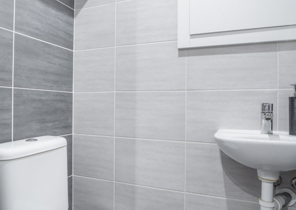 Na predaj moderný 3-izbový byt vo výbornej lokalite Serede