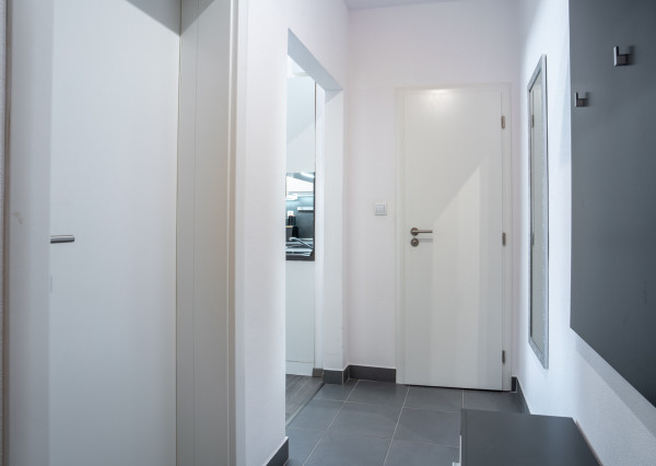 Na predaj moderný 3-izbový byt vo výbornej lokalite Serede