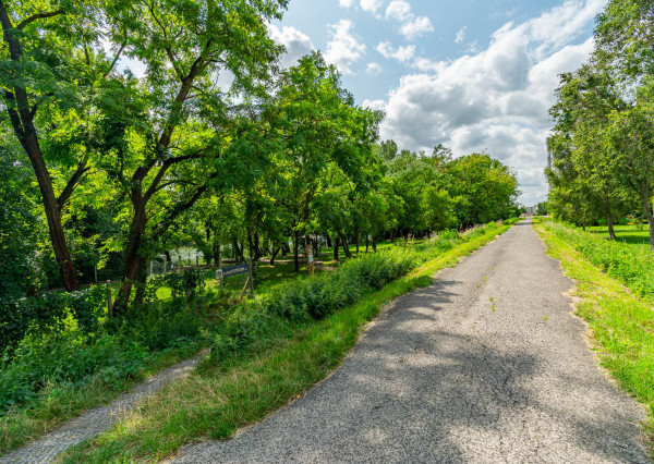 Na predaj garsónka v Seredi