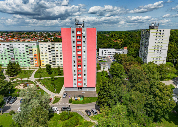 Na predaj garsónka v Seredi