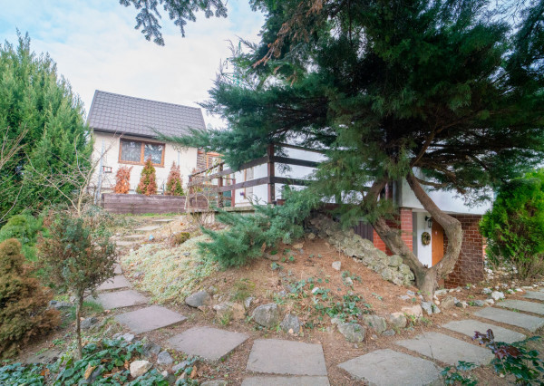 Na predaj samostatne stojaca chata v obci Kuchyňa