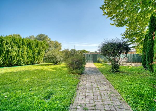 Na predaj čiastočne vybavený 3-izbový byt v Dunajskej Strede