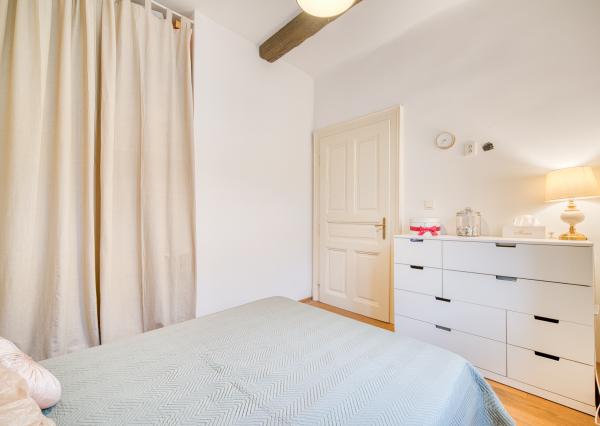 Na prenájom štýlový 2,5-izbový byt na Palisádach v Bratislave