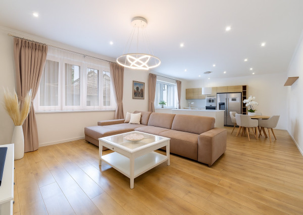 REZERVOVANÉ: Na predaj vkusne zariadený 3-izbový byt na Ružovej ulici v Trenčíne