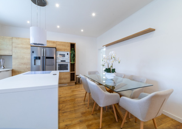 REZERVOVANÉ: Na predaj vkusne zariadený 3-izbový byt na Ružovej ulici v Trenčíne