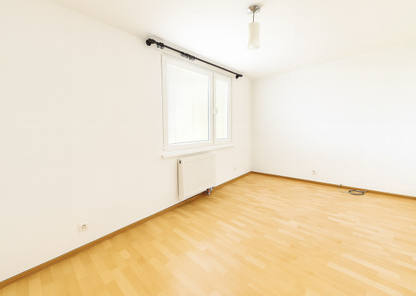 Na prenájom 3-izbový byt v Martine / Ľadoveň voľný ihneď