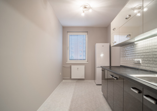 Na predaj priestranný 2-izbový byt vo vyhľadávanej časti v Trnave