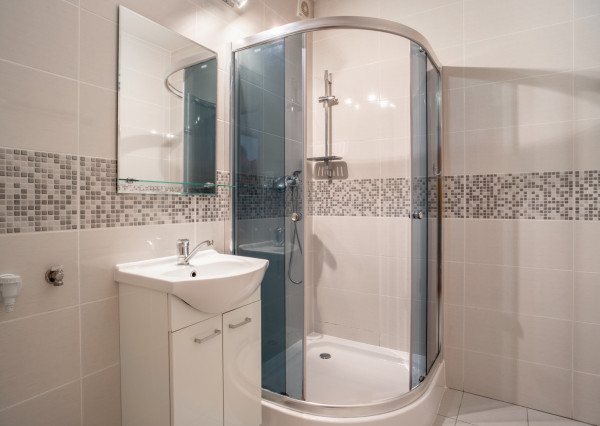 Na predaj priestranný 2-izbový byt vo vyhľadávanej časti v Trnave