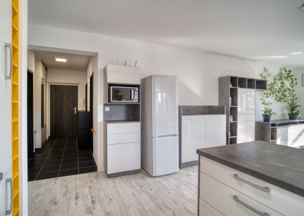 Na prenájom 3-izbový byt v Dunajskej Lužnej