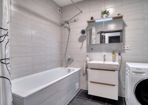 Na prenájom 3-izbový byt v Dunajskej Lužnej