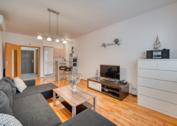 Na predaj slnečný 1-izbový byt v Záhorskej Bystrici