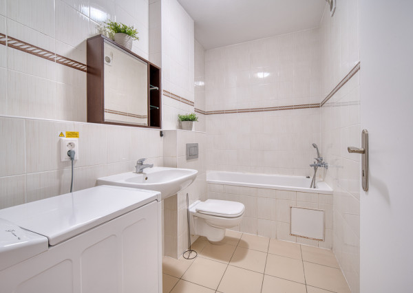 Na predaj slnečný 1-izbový byt v Záhorskej Bystrici