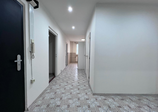 Na predaj priestranný 4-izbový byt v Trenčíne