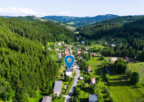 VÝRAZNE ZNÍŽENÁ CENA - Na predaj rozostavaný rodinný dom s veľkým pozemkom vo Vyšnom Kelčove