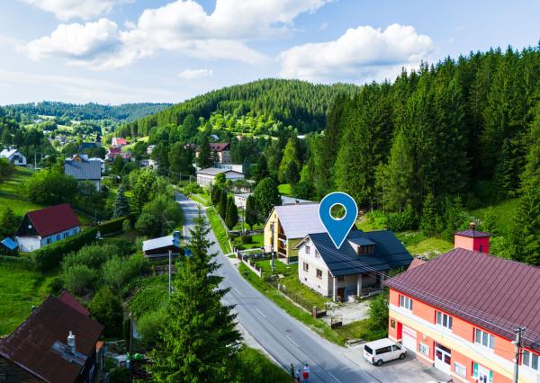 VÝRAZNE ZNÍŽENÁ CENA - Na predaj rozostavaný rodinný dom s veľkým pozemkom vo Vyšnom Kelčove