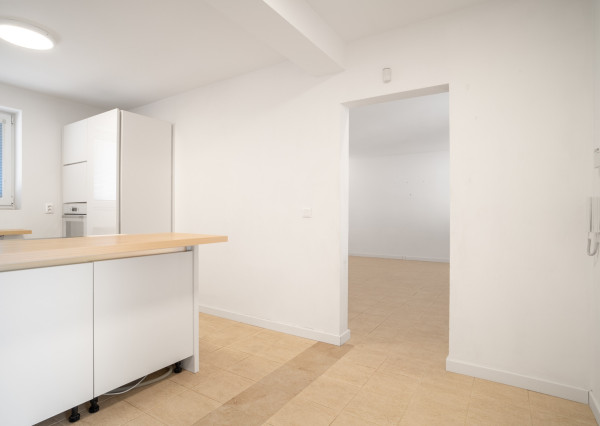 Na predaj dvojpodlažný rodinný dom s polyfunkciou v Trnave