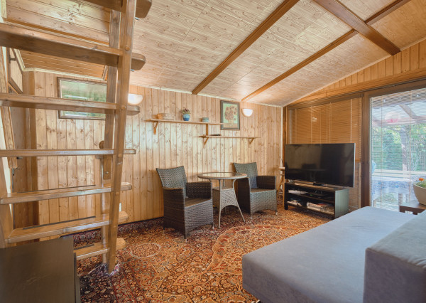 Na predaj celoročný záhradný dom v Čachticiach