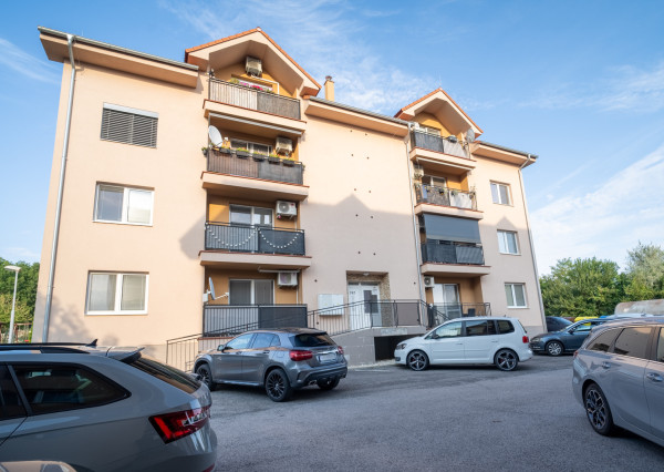 Na predaj 3- izbový byt vo Veľkom Lapáši