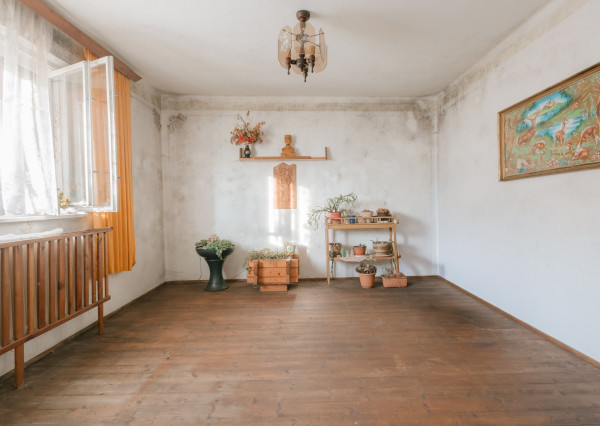 Na predaj investičný dom pri lyžiarskom vleku v Oščadnici