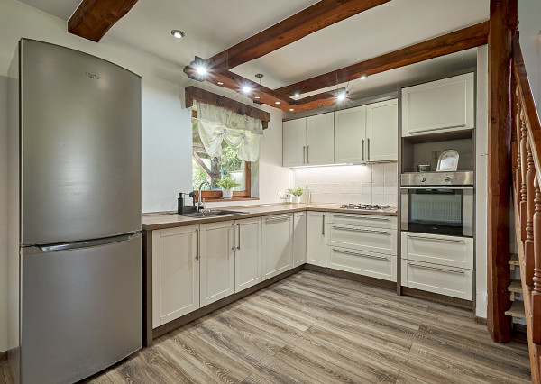 Na predaj čiastočne zariadený dom v Župčanoch