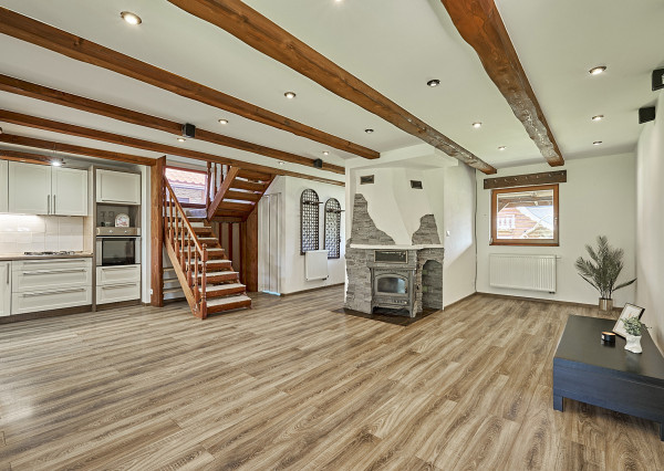 Na predaj čiastočne zariadený dom v Župčanoch