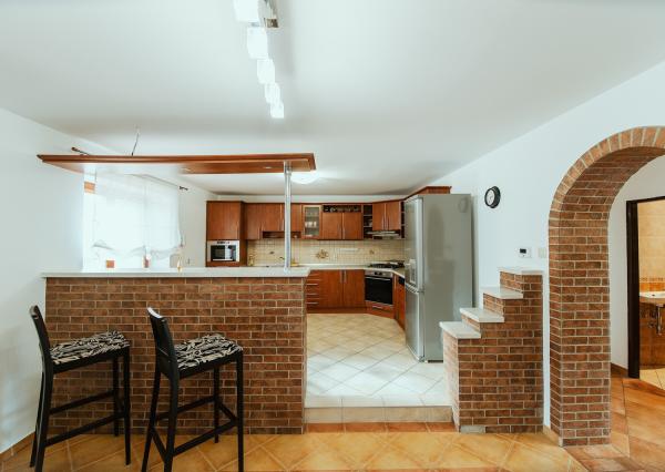 Na prenájom štýlový 4-izbový rodinný dom v Trenčíne