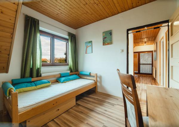 Na prenájom štýlový 4-izbový rodinný dom v Trenčíne