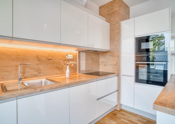 Na prenájom neštandardný 3-izbový byt Bratislava-Líščie Nivy