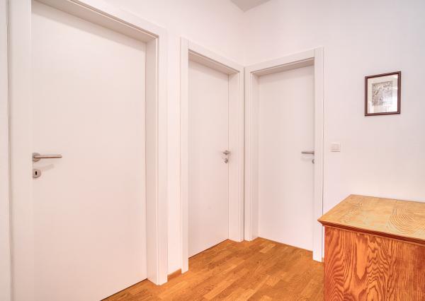 Na prenájom neštandardný 3-izbový byt Bratislava-Líščie Nivy