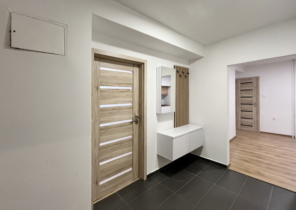 Na prenájom kompletne prerobený 2-izbový byt v Sučanoch