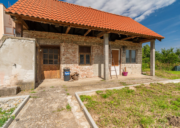 Na predaj zrekonštruovaný rodinný dom v Pate