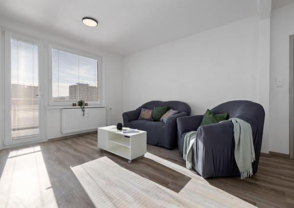 Na prenájom moderný 2-izbový byt v Bratislave - Riazanská