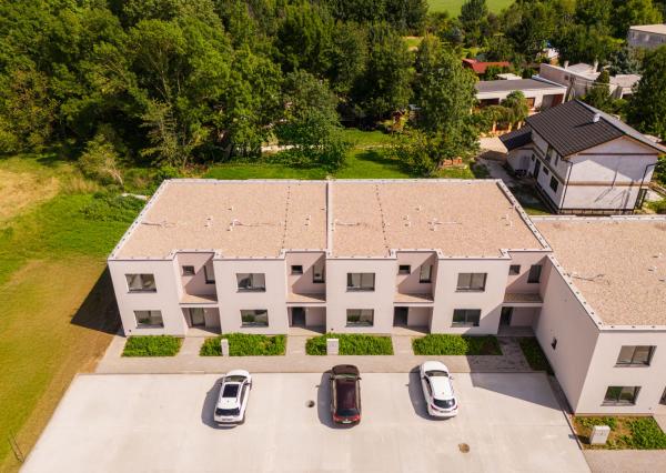 Na predaj skolaudovaný výnimočný 3-izbový byt v rodinnom dome vo Veľkom Orvišti