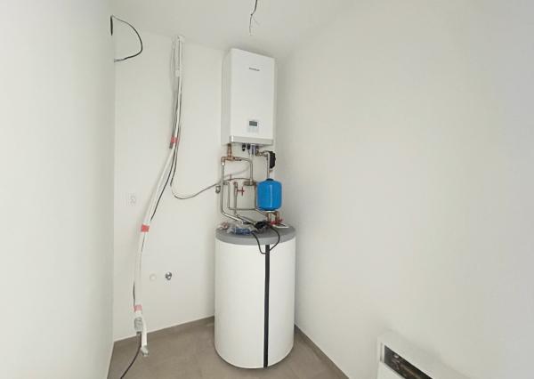 Na predaj skolaudovaný výnimočný 3-izbový byt v rodinnom dome vo Veľkom Orvišti