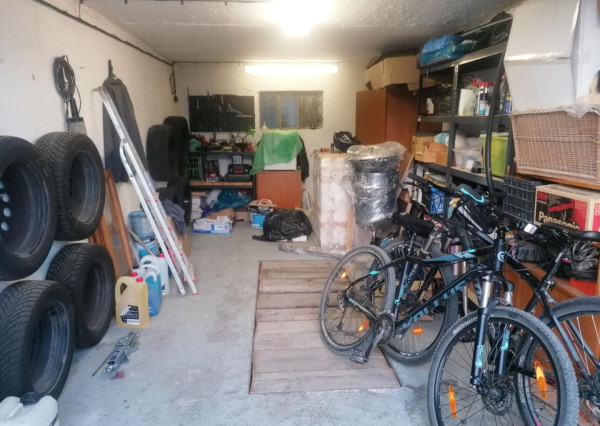 NOVÁ CENA/ Garáž Bánovce nad Bebravou