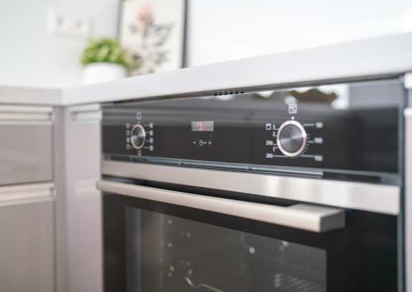 Na prenájom exkluzívny 2-izbový byt so šatníkom a panoramatickým výhľadom v projekte SKYPARK, Továrenská ulica