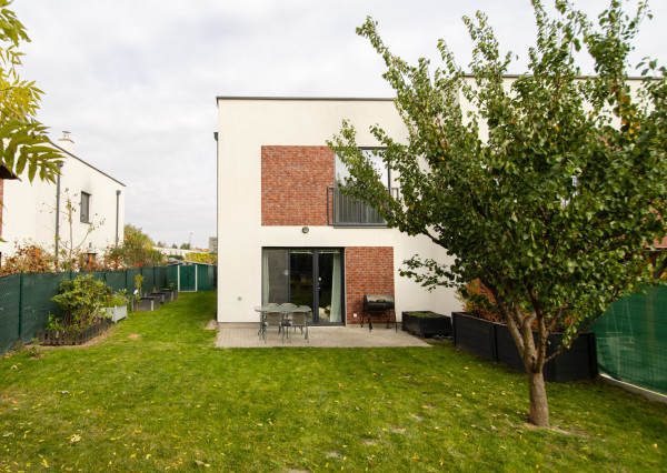 Na predaj 4-izbová bytová jednotka dvojdomu v Miloslavove - Alžbetin dvor