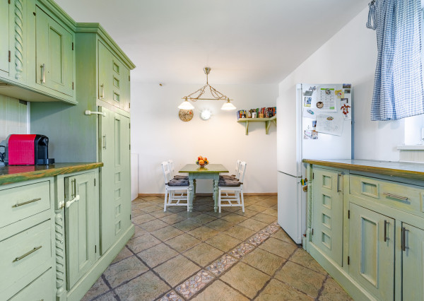 Na predaj rodinný dom s bazénom v Trnávke