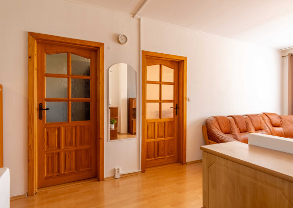 REZERVOVANÉ: Na predaj 3-izbový byt s veľkým potenciálom v Poprade