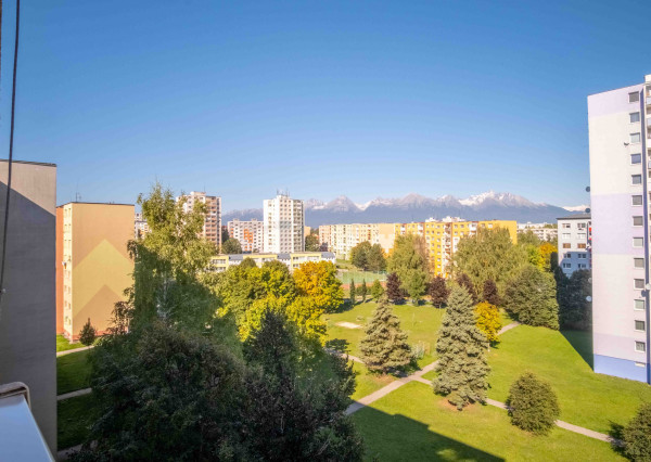 REZERVOVANÉ: Na predaj 3-izbový byt s veľkým potenciálom v Poprade