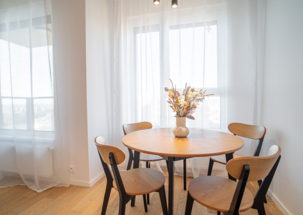 Na prenájom exkluzívny 2-izbový byt s výhľadom na Bratislavu v novej Klingerke