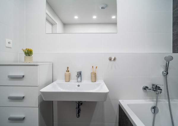 Na prenájom exkluzívny 2-izbový byt s výhľadom na Bratislavu v novej Klingerke