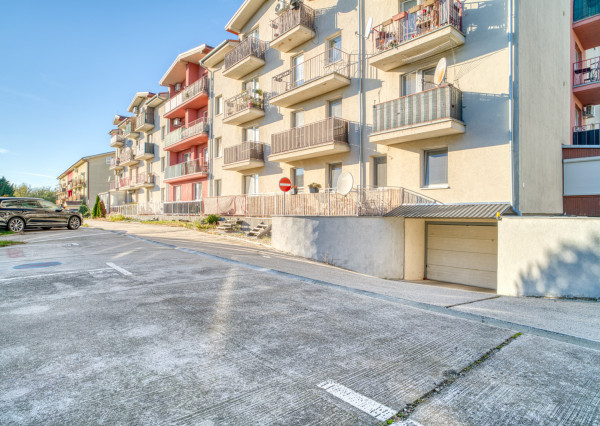 Na predaj priestranný 1-izbový byt v Miloslavove