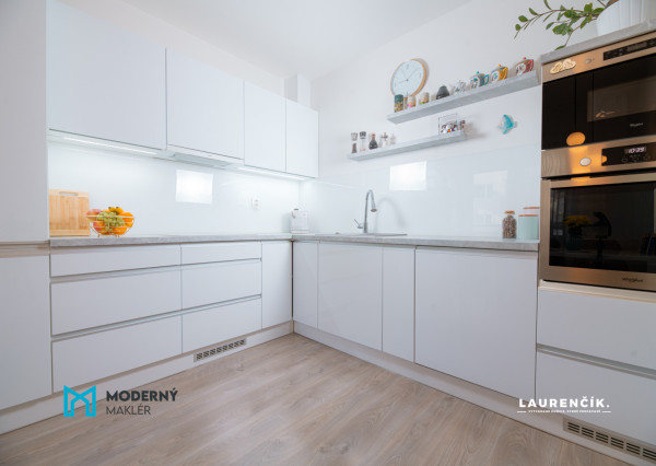 Na predaj moderný 2-izbový byt v Trenčíne