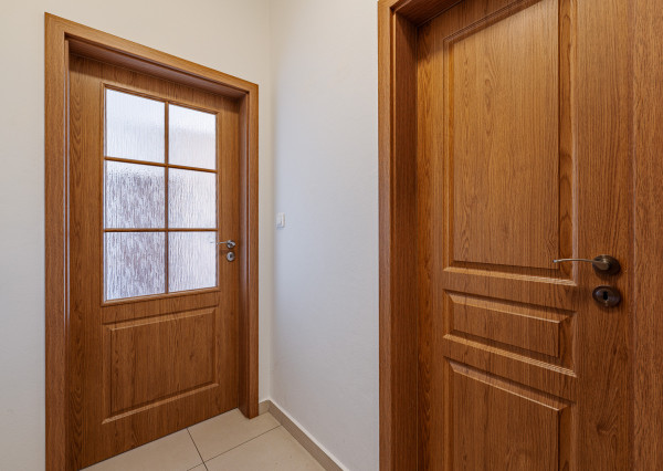 Na prenájom 2-izbový byt v centre Šamorína