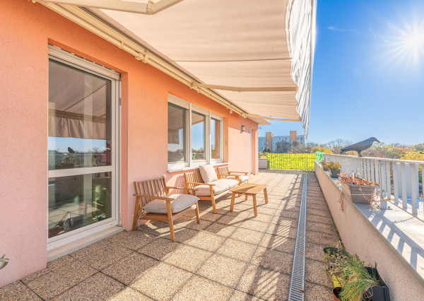 Na prenájom 2-izbový byt v centre Šamorína