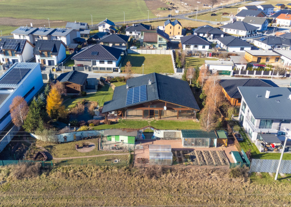 Na predaj dom snov–rodinné sídlo s jazierkom na kúpanie a panoramatickým výhľadom na Vysoké Tatry