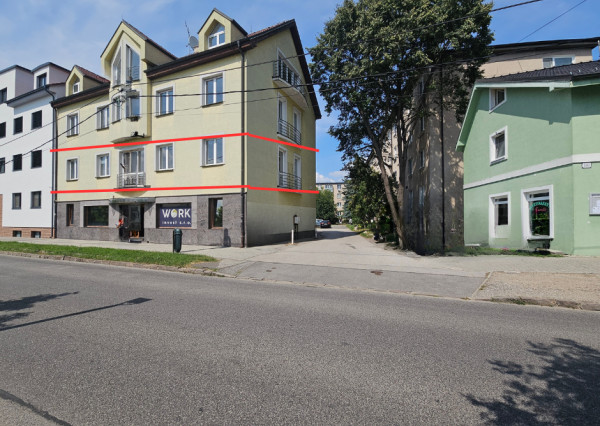 Na prenájom 6 administratívnych priestorov v Malackách