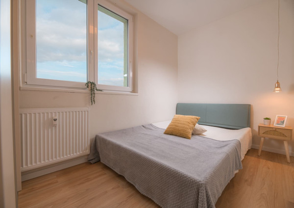 Na prenájom moderne zariadený 2-izbový byt s balkónom v Trenčíne