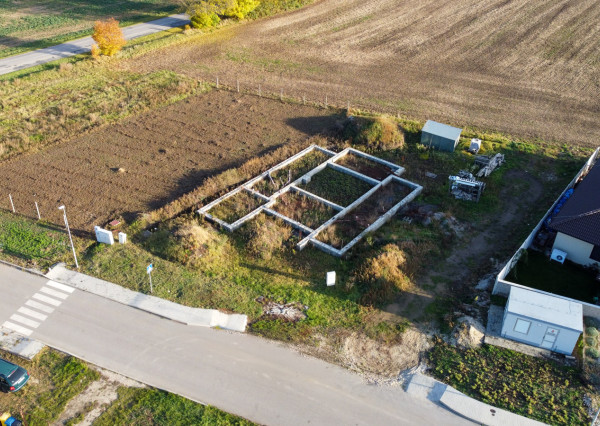 Na predaj stavebný pozemok so základovou doskou v Dolnom Vinodole